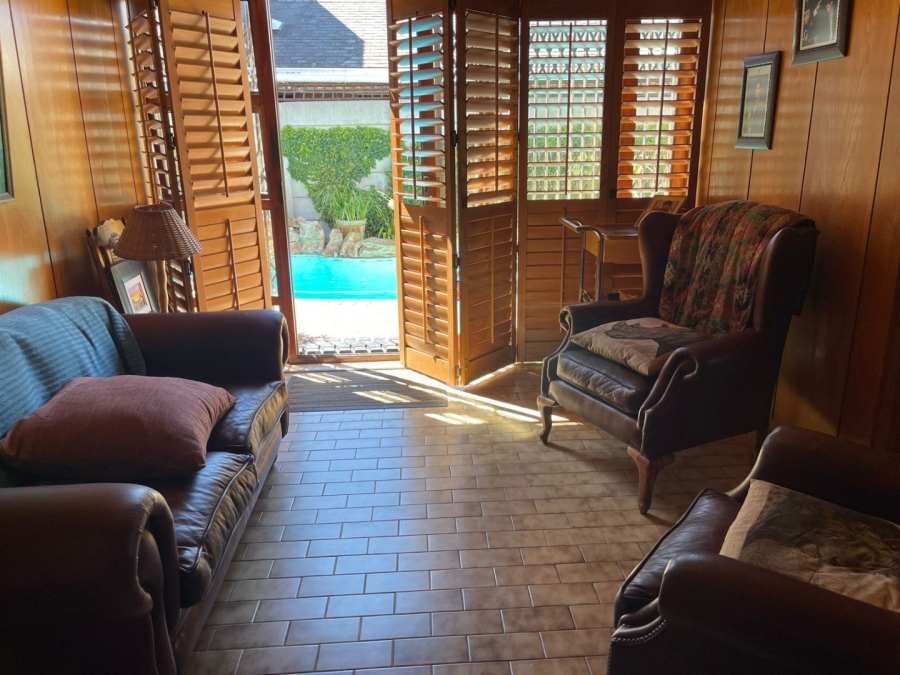 3 Bedroom Property for Sale in Erica Township Western Cape